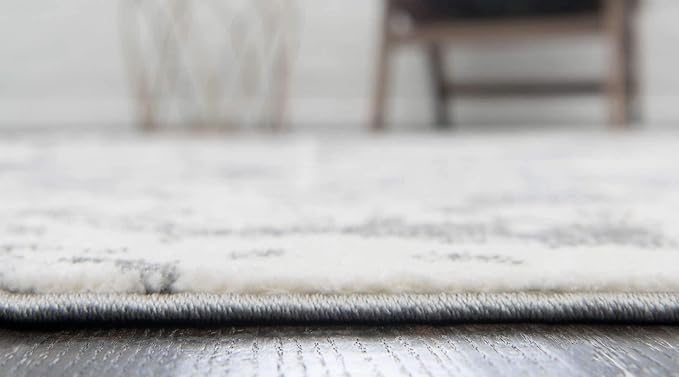 Unique Loom Rosso Collection Vintage, Geometric, Bohemian, Traditional, Distressed, Southwestern Area Rug, Round 4' 0" x 4' 0", Light Gray/Ivory