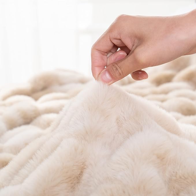 BATTILO HOME Ruched Luxurious Soft Beige Faux Fur Throw Blanket Fuzzy Plush Elegant with Reversible Mink Blanket for Sofa,Chair, Couch, Living Room, Home Decorative Blanket Tie dye (Beige, 50"x60")