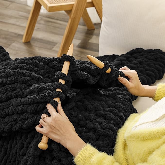 WESHIONGOO Chunky Knit Blanket Throw 40"*40" Knitted Throw Blankets for Couch Bed Fluffy Soft Blanket with Jumbo Chenille Yarn Thick 100% Handmade(Black)