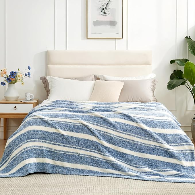 Snuggle Sac Queen Size Bedding Blankets, Oversized Bed Blankets Super Soft Warm Cozy Knit Fuzzy Blankets for Bed, Bedroom, Stripe Blue, 90"x90"