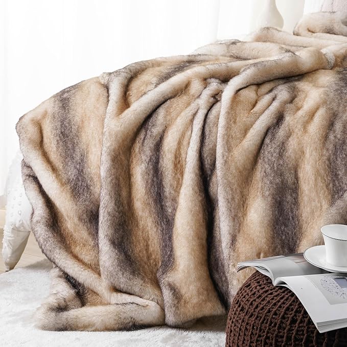 BATTILO HOME Luxury Faux Fur Throw Blanket, Soft Cozy Mink Fur Blanket for Couch, Sofa, Chair, Bed, Thick Warm Fall Fur Throw Blankets, 50"x60"