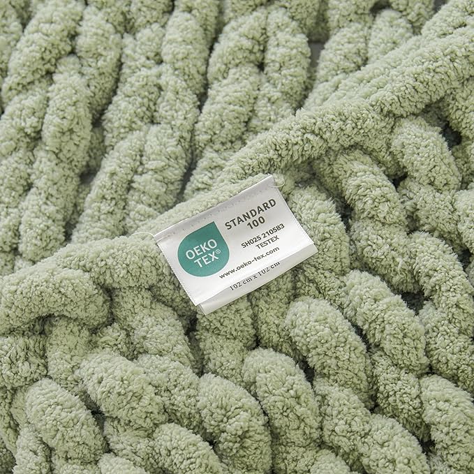 WESHIONGOO Chunky Knit Blanket Throw 40"×40" Knit Throw Blanket for Couch Bed Throw Blanket with Jumbo Chenille Yarn Thick 100% Handmade (Sage Green)