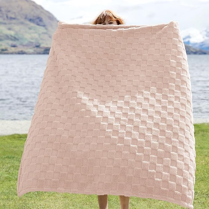 Bedsure GentleSoft Light Pink Twin XL Blanket for Bed - Super Soft Cozy Fleece Blankets for Women, Cute Throws for Girls, Dorm Room Essentials for Girls Teens Back to School, 66x90 Inches