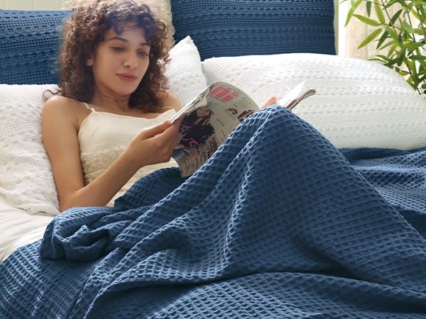 PHF Ultra Soft Waffle Weave Throw Blanket 50"x 60"- Washed Lightweight Breathablee Cozy Woven Blanket - Great for Couch Bed Sofa Home Car - Navy Blue