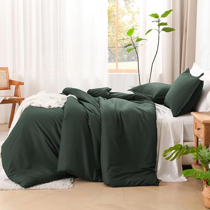 Litanika Forest Green Oversized King Comforters Super King Size, 3 Pieces Lightweight Solid Bedding Comforter Set, All Season Fluffy Bed Set (120x120In Comforter & 2 Pillowcases)