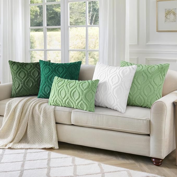 decorUhome Fall Throw Pillow Covers 20x20 Inch Set of 2, Soft Plush Decorative Faux Fur White Solid Couch Pillow Covers, Accent Farmhouse Neutral Square Euro Pillow Cases for Sofa Bed Living Room