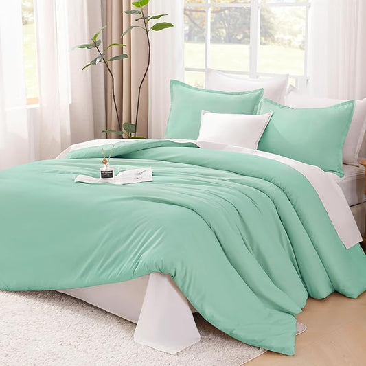 Litanika Comforters Mint Green King Size, 3 Pieces Lightweight Solid Bedding Set & Collections, All Season Fluffy Bed Set (104x90In Comforter & 2 Pillowcases)