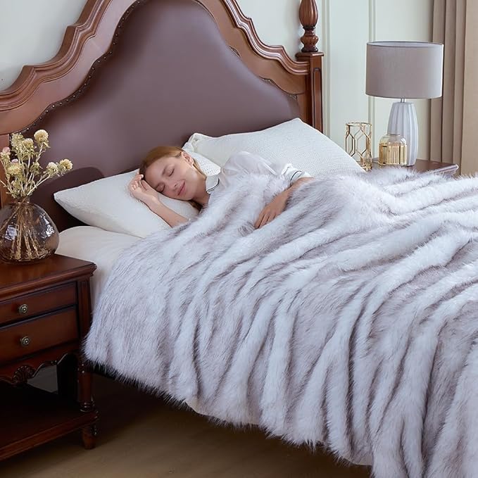 Fluffy Faux Fur Throw Blanket – Super Soft Warm Thick Plush Blanket for Bed, Couch & Office, Cozy Fuzzy Throw with Flannel Backing,90"x90", White