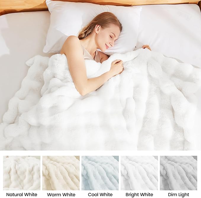 Latepis White Faux Fur Throw Blanket Cozy Bubble Blankets Soft Fuzzy Thick Living Room Blanket for Couch Sofa Bedroom Plush Warm Fluffy Blanket for All Seasons Luxury Throw 50x60 Inch, 860gsm