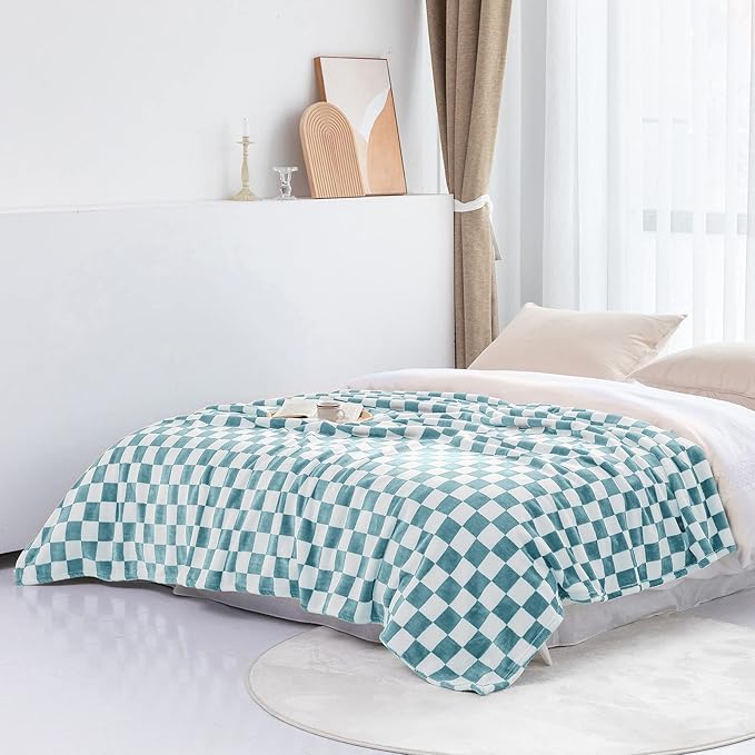 LOMAO Throw Blankets Flannel Blanket with Checkerboard Grid Pattern Soft Throw Blanket for Couch, Bed, Sofa Luxurious Warm and Cozy for All Seasons (Light Blue, 60"x80")