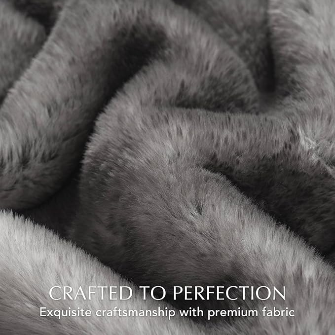 Ultra Soft Luxury Fluffy Mink Faux Fur Throw Blanket, Thick Warm Fall Winter Blankets for Bed, Couch, Cozy Plush Reversible Blanket for Chair, Sofa (Ombré Silver Onyx, 50"x60")