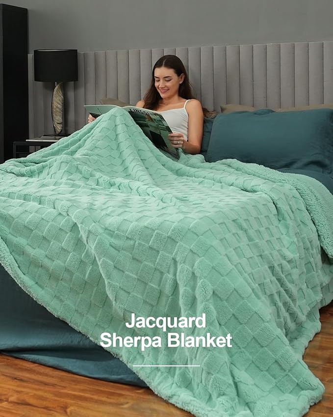 Pawque Super Soft Cozy Throw Blanket King Size for Couch Bed, Fluffy Sherpa Fleece Reversible Thick Warm Fuzzy Blanket for All-Season, 3D Checkered Jacquard Decorative Blankets, Sage Green, 108"x90"