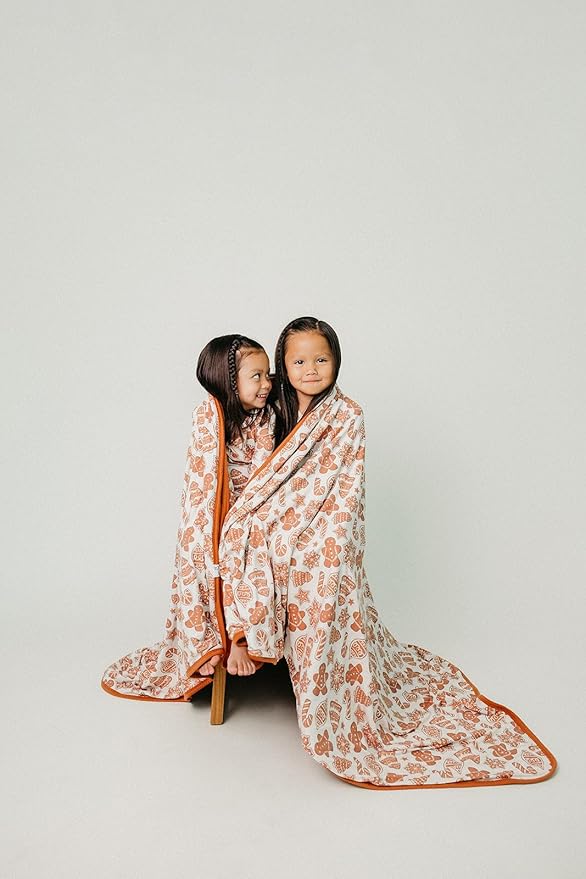 Copper Pearl Jumbo Premium Knit 3 Layer Stretchy Throw Blanket 'Gingerbread'