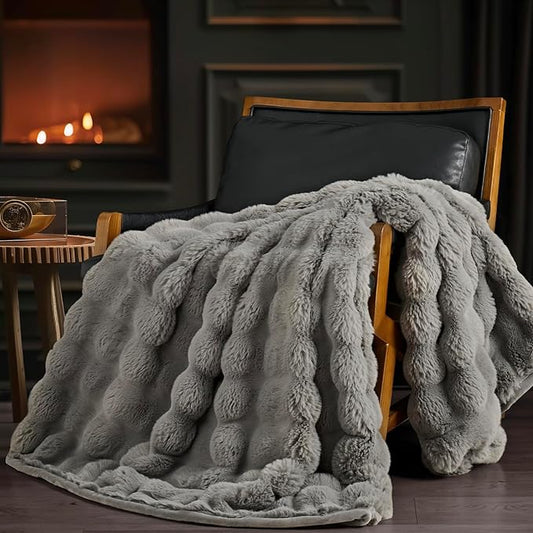 EVERGRACE Ultra Soft Luxury Fluffy Ridgeline Faux Rabbit Fur Throw Blanket, Thick Warm Bubble Throw for Bed, Cozy Plush Reversible Blankets for Couch, Chair, Sofa, Grey, 50x60 Inches, 870 GSM