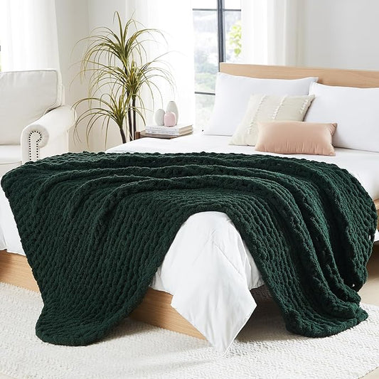 L'AGRATY Chunky Knit Blanket Throw - Soft Chunky Throw Blanket 30x40: 100% Hand Kintted Chenile Crochet Throw Blanket for Couch - Large Cable Knit Chunky Blanket for Home Decor(Olive Green)