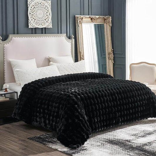 Cozy Bliss Faux Fur Throw Blanket for Couch, Fuzzy Soft Plush Thick Bubble Blanket for Sofa Bedroom Living Room, 108 * 90 Inches Black