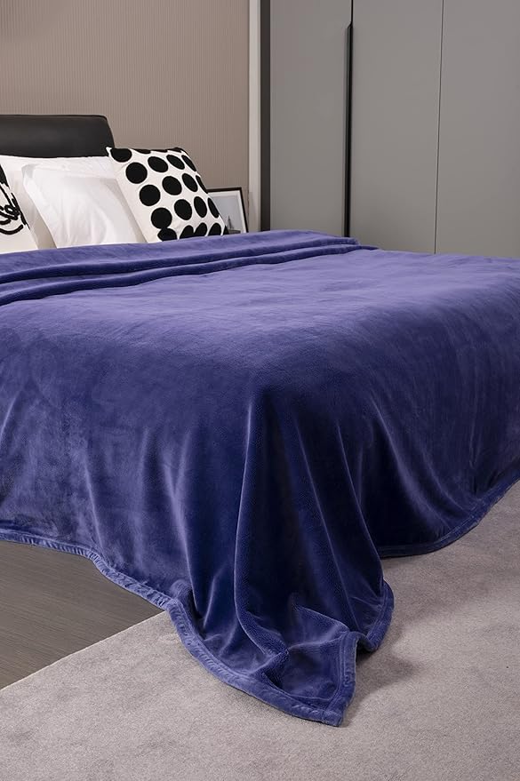 Mellowdy Extra Thick Hearty Plush Flannel Blanket (Violet Purple, 60x80) - 500GSM Twin Size Warm Blanket for Winter, Fall | Soft, Fluffy, Cuddly, Perfect for Bed, Oversized Throw for Couch, Sofa