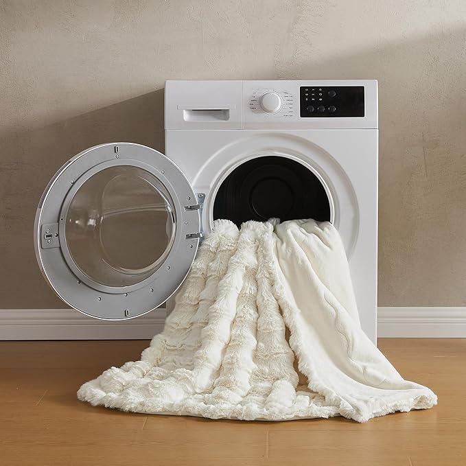 JELLYMONI Faux Fur Throw Blanket, White Fuzzy Cozy Plush Bubble Bed Blanket, Thick and Warm, Queen (90" x 90")