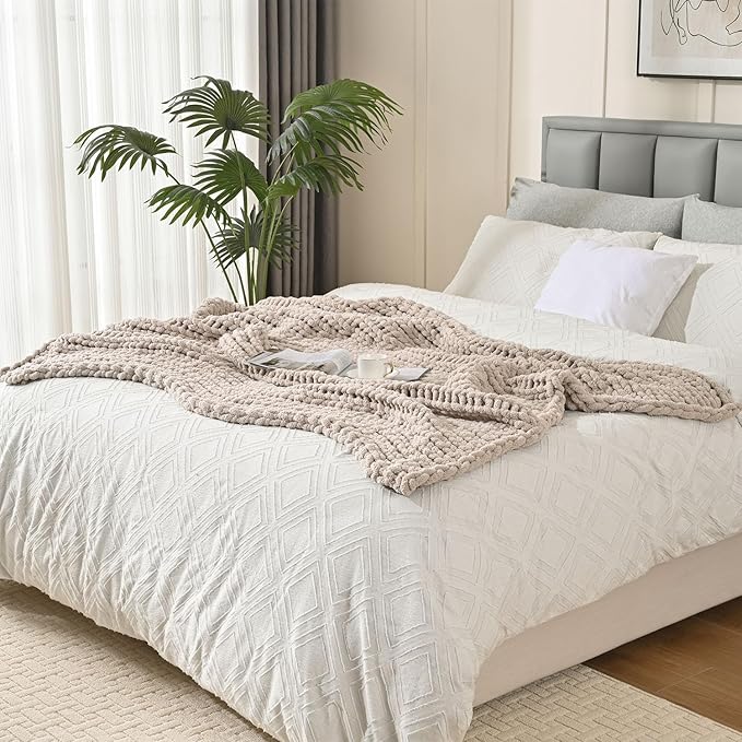 Esterra Chunky Knit Blanket Throw 50"x60", 100% Hand Knitted Chenille Throw Blanket, Cozy Soft Thick Cable Knit Throw Large Rope Knot Crochet Throw Blanket for Sofa Couch Bed, Linen Beige