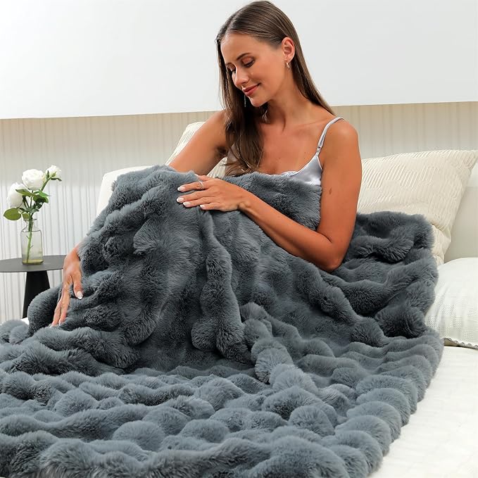 RYNGHIPY Faux Fur Throw Blanket Double Side Thick and Warm Plush Fluffy Faux Rabbit Fur Decoration for Couch Sofa Chair and Bed Cozy Winter Blanket (Dark Grey, 63''x79'')
