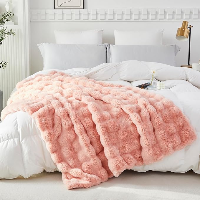 RYNGHIPY Faux Fur Blanket for Couch Fluffy Warm Throw Blanket for Sofa Bed Soft Plush Thick Bubble Blanket (Blush, 63''x79'')