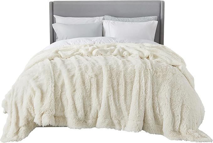 Bedsure GentleSoft Fluffy Cream King Size Blanket for Bed, Thick Soft Sherpa Faux Fur Fleece Bedding Fuzzy Plush Winter Warm Heavy Big Large King Blanket, Cozy Cream Gifts for Men Women, 108x90