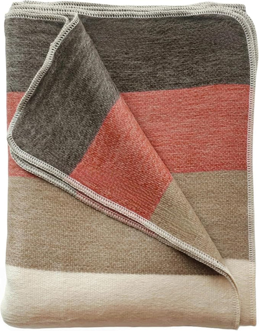 LATITUDE ZERO, Alpaca Wool Throw Blanket | Warm, Ultra-Soft, Breathable, Non-Itchy Blanket-Throw | Hypoallergenic and Beautiful Fabric (Brick Red)