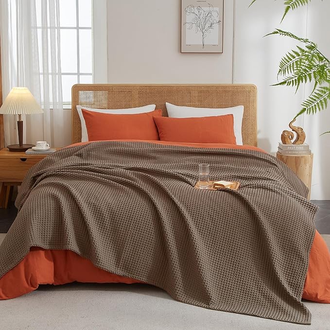 PHF Ultra Soft Waffle Weave Throw Blanket 50"x 60"- Washed Lightweight Breathable Cozy Woven Blanket for Bed - Aesthetic Decor for Couch Bedding Sofa Home Car - Cocoa Brown