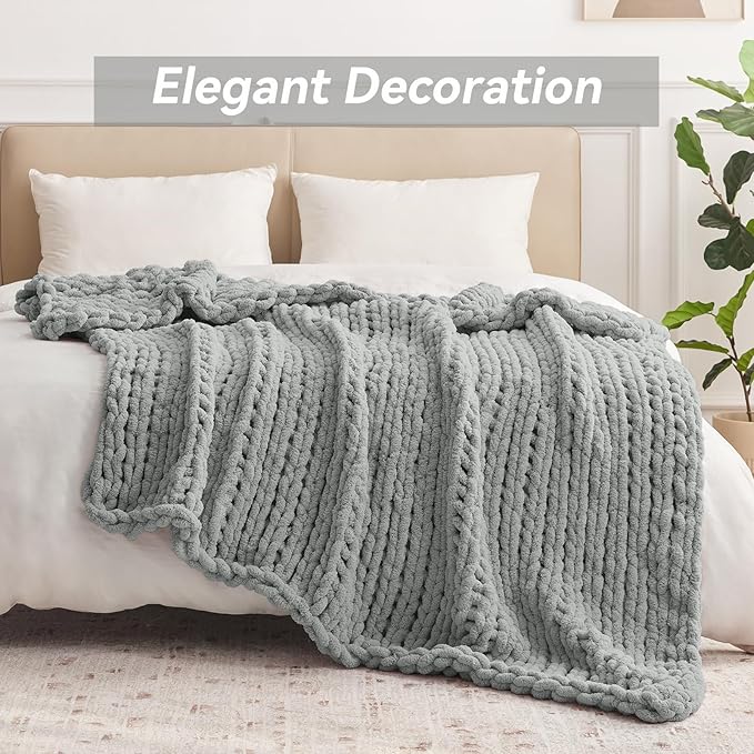 Chunky Knit Throw Blanket, 30''*40'' Knitted Throw Chenille Yarn for Bed Couch, Handmade Light Grey Crochet Big Thick Blanket, Machine Washable Cute Comfy Blanket for Home Decor