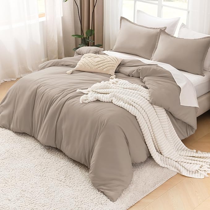 Litanika Light Coffee Comforter King Size, 3 Pieces Lightweight Solid Bedding Comforter Set, All Season Fluffy Bed Set (104x90In Comforter & 2 Pillowcases)