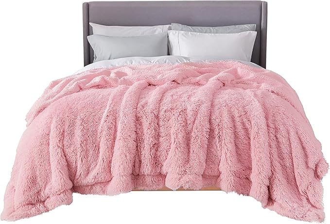 Bedsure GentleSoft Fluffy Pink Blankets Queen Size for Bed, Thick Sherpa Faux Fur Fleece Fuzzy Plush Winter Warm Heavy Soft Full Queen Blankets, Bedroom Decor Pink Gifts Cozy Gifts for Women, 90x90