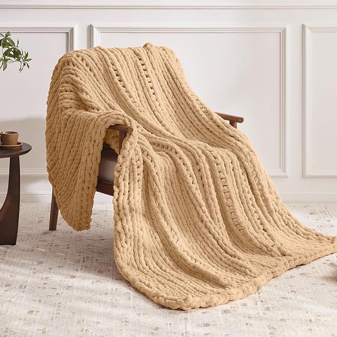 Chunky Knit Throw Blanket, 60''*80'' Knitted Throw Chenille Yarn for Bed Couch, Handmade Beige Crochet Big Thick Blanket, Machine Washable Cute Comfy Blanket for Home Decor