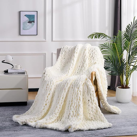 L'AGRATY Chunky Knit Blanket Throw: 72''x84'' Chenille Chunky Knitted Throw Blanket for Bed Couch - Handmade Thick Big Cable Knit Blanket - Large Chunky Crochet Blanket for Home Decor(Cream White)