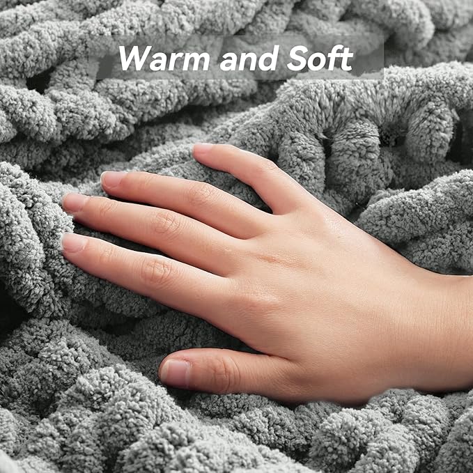 Chunky Knit Throw Blanket, 50''*60'' Knitted Throw Chenille Yarn for Bed Couch, Handmade Light Grey Crochet Big Thick Blanket, Machine Washable Cute Comfy Blanket for Home Decor