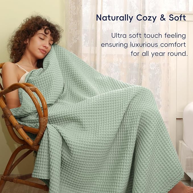 PHF Ultra Soft Waffle Weave Blanket King Size 104"x 90"- Washed Lightweight Breathable Cozy Woven Blanket for Bed - Aesthetic Decor for Couch Bedding Sofa Home Car - Sage Green/Mint Green