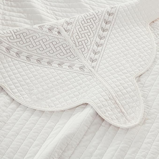 MarCielo 100% Cotton Quilt Set White Lightweight Bedspread with Scalloped Edge, Farmhouse Vintage Bedding, All Season Use(TC Off-White,King (114"x102"))