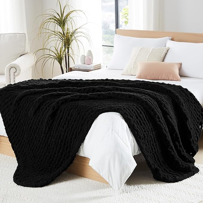 L'AGRATY Chunky Knit Blanket Throw: 80''x90'' Chenille Chunky Knitted Throw Blanket for Bed Couch - Handmade Thick Big Cable Knit Blanket - Large Chunky Crochet Rope Blanket for Home Decor(Black)
