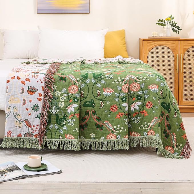 Boho Ultra Soft Throw Blanket 60''x80',100% Cotton Blankets for Couch Bed,Squirrel Farmhouse Home Decor Bed Blankets, All Season Rustic Reversible Bohemian Lightweight Throw for Bed -Light Green ﻿