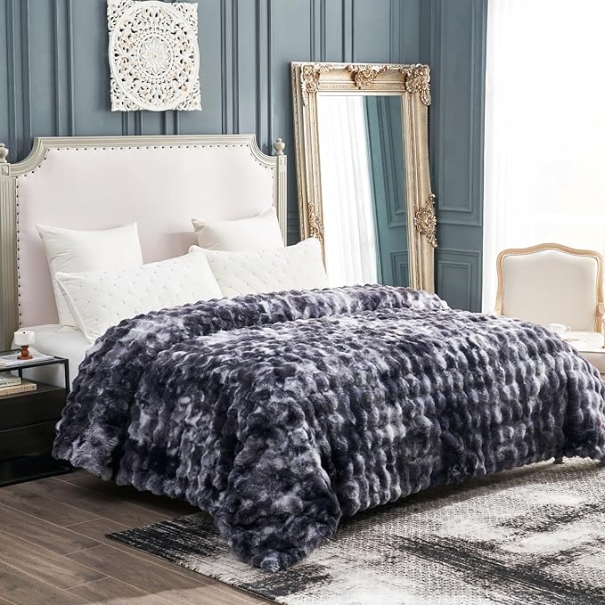 Cozy Bliss Faux Fur Throw Blanket for Couch, Fuzzy Soft Plush Thick Bubble Blanket for Sofa Bedroom Living Room, 90 * 90 Inches Tie Dye Black