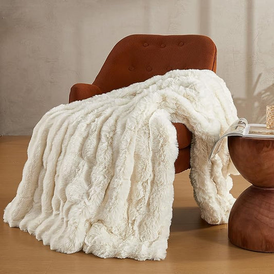 JELLYMONI Faux Fur Throw Blanket, White Fuzzy Cozy Plush Bubble Bed Blanket, Thick and Warm, Twin (60" x 80")