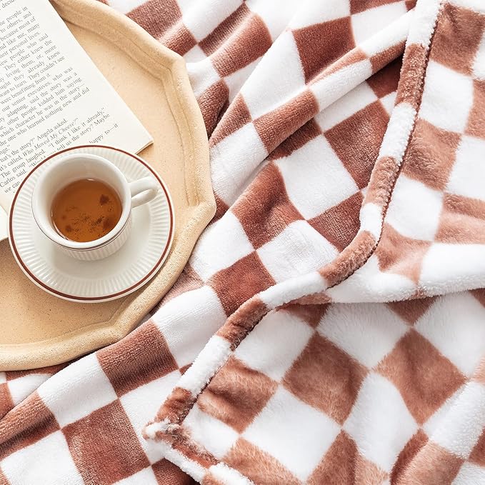 LOMAO Throw Blankets Flannel Blanket with Checkerboard Grid Pattern Soft Throw Blanket for Couch, Bed, Sofa Luxurious Warm and Cozy for All Seasons (Maple Brown, 60"x80")