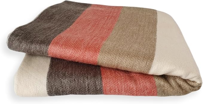 LATITUDE ZERO, Alpaca Wool Throw Blanket | Warm, Ultra-Soft, Breathable, Non-Itchy Blanket-Throw | Hypoallergenic and Beautiful Fabric (Brick Red)