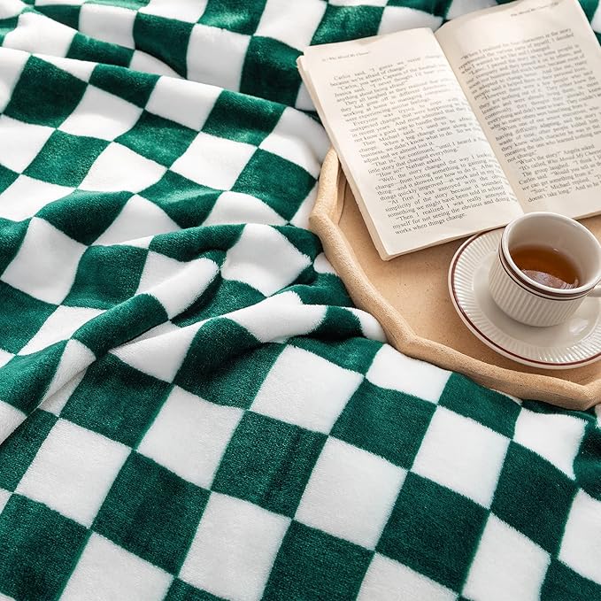 LOMAO Throw Blankets Flannel Blanket with Checkerboard Grid Pattern Soft Throw Blanket for Couch, Bed, Sofa Luxurious Warm and Cozy for All Seasons (Green, 60"x80")