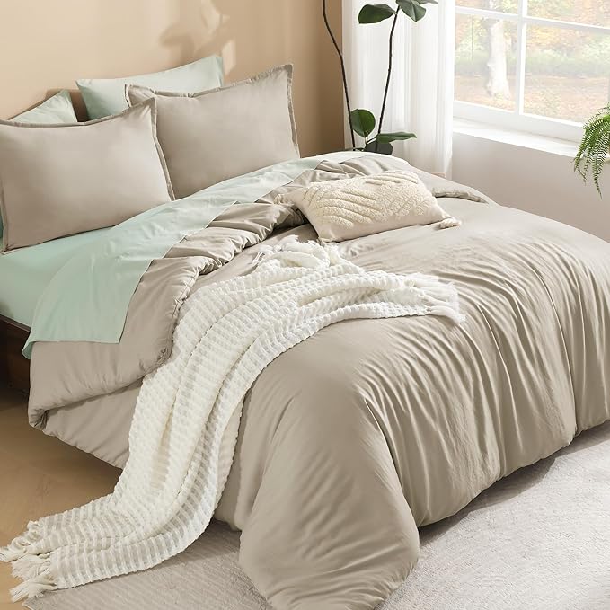 Litanika Oatmeal Comforter California King Size, 3 Pieces Cal King Lightweight Solid Bedding Comforter Set, All Season Fluffy Bed Set (104x96In Comforter & 2 Pillowcases)