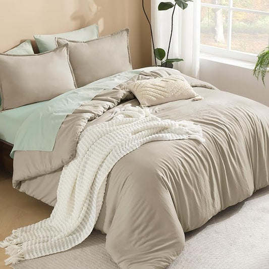 Litanika Comforters Oatmeal Oversized King Size, 3 Pieces Lightweight Solid Bedding Comforter Set, All Season Fluffy Bed Set (120x98In Comforter & 2 Pillowcases)