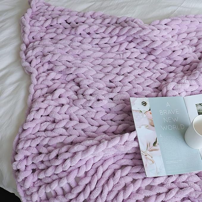 Maetoow Chenille Chunky Knit Blanket Throw (30×40 Inch, Handmade Warm & Cozy Blanket Couch, Bed, Home Decor, Soft Breathable Fleece Banket, Christmas Thick and Giant Yarn Throws, Purple