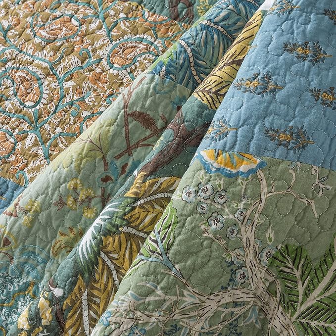 NEWLAKE Cotton Patchwork Bedspread, 3-Piece Bedding Quilt Set with Real Stitched Embroidery, Reversible Matelasse Bed Coverlet Set,Green Farmhouse Garden,King Size