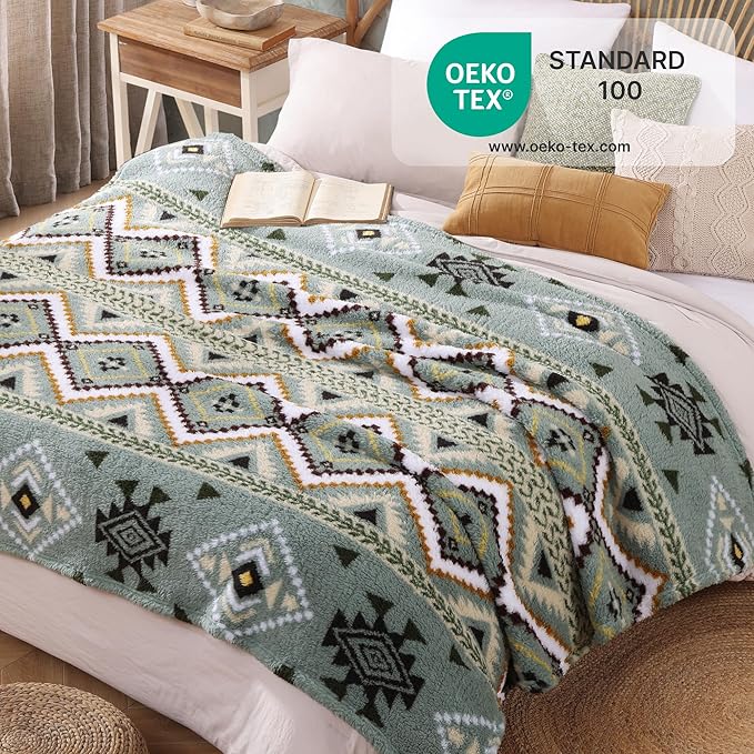 CASAAGUSTO Boho Sherpa Throw Blanket, Aztec King Size Blanket, Ultra Soft, Warm, Cozy, Plush, Thick Fleece Bohemian Throw Blanket for Couch, Bed, Sofa (Olive Green 108 * 90 Inch)