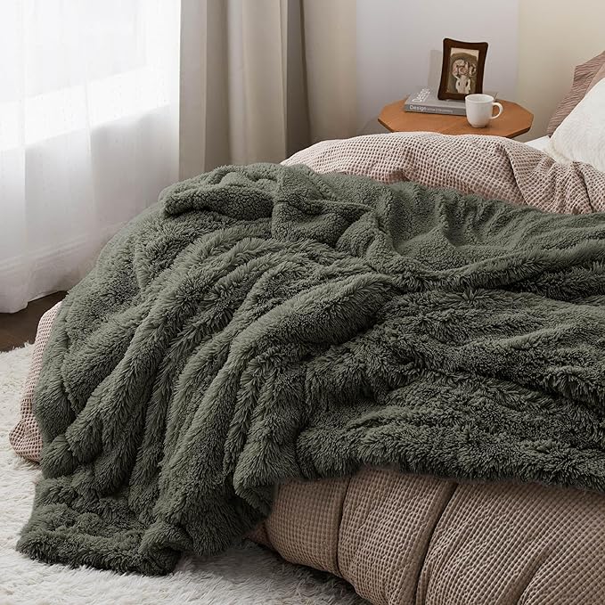 Bedsure GentleSoft Fluffy Olive Green Throw Blanket, Moss Green Decor Cozy Gifts for Women, Men, Soft Fleece Fuzzy Sherpa Plush Warm Thick Faux Fur Throw Blanket for Couch, House, 50x60