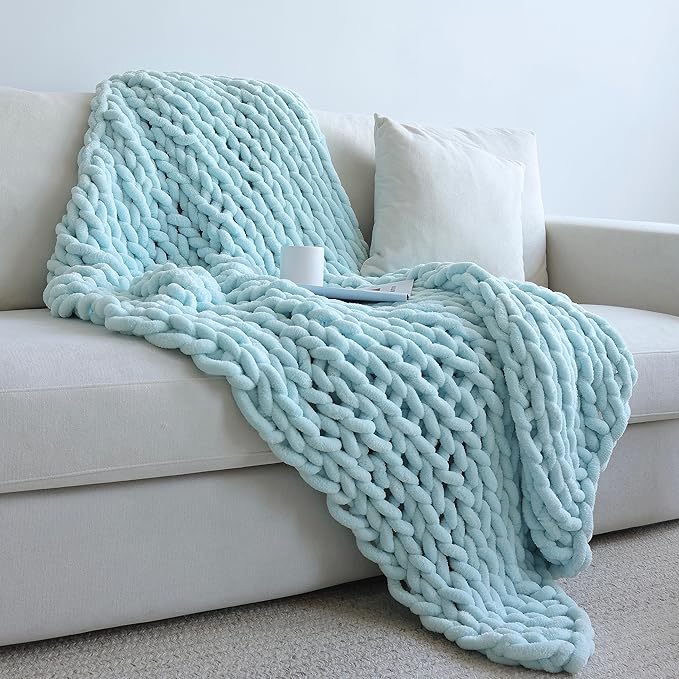 Maetoow Chenille Chunky Knit Blanket Throw （40×50 Inch）, Handmade Warm & Cozy Blanket Couch, Bed, Home Decor, Soft Breathable Fleece Banket, Christmas Thick and Giant Yarn Throws, Baby Blue